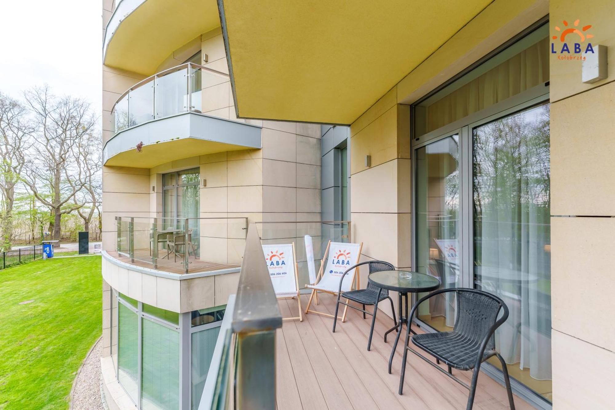 Laba Kolobrzeg Apartamenty Diune Z Parkingiem Екстер'єр фото