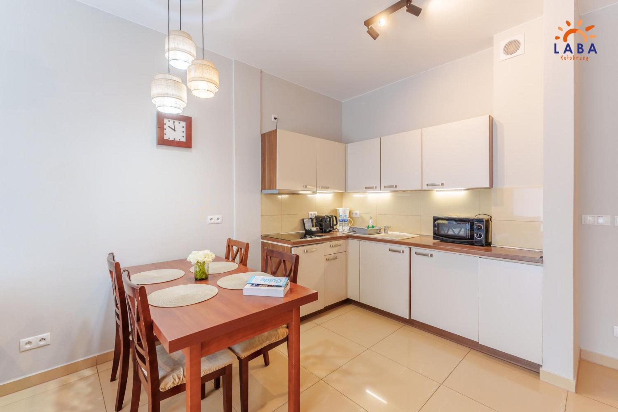 Laba Kolobrzeg Apartamenty Diune Z Parkingiem Екстер'єр фото